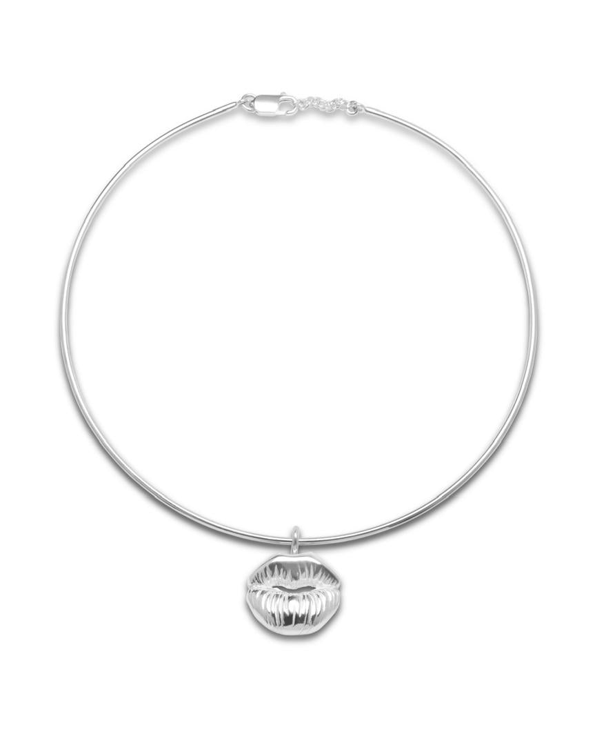 Kiss Choker