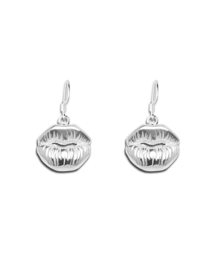 Kiss Earring