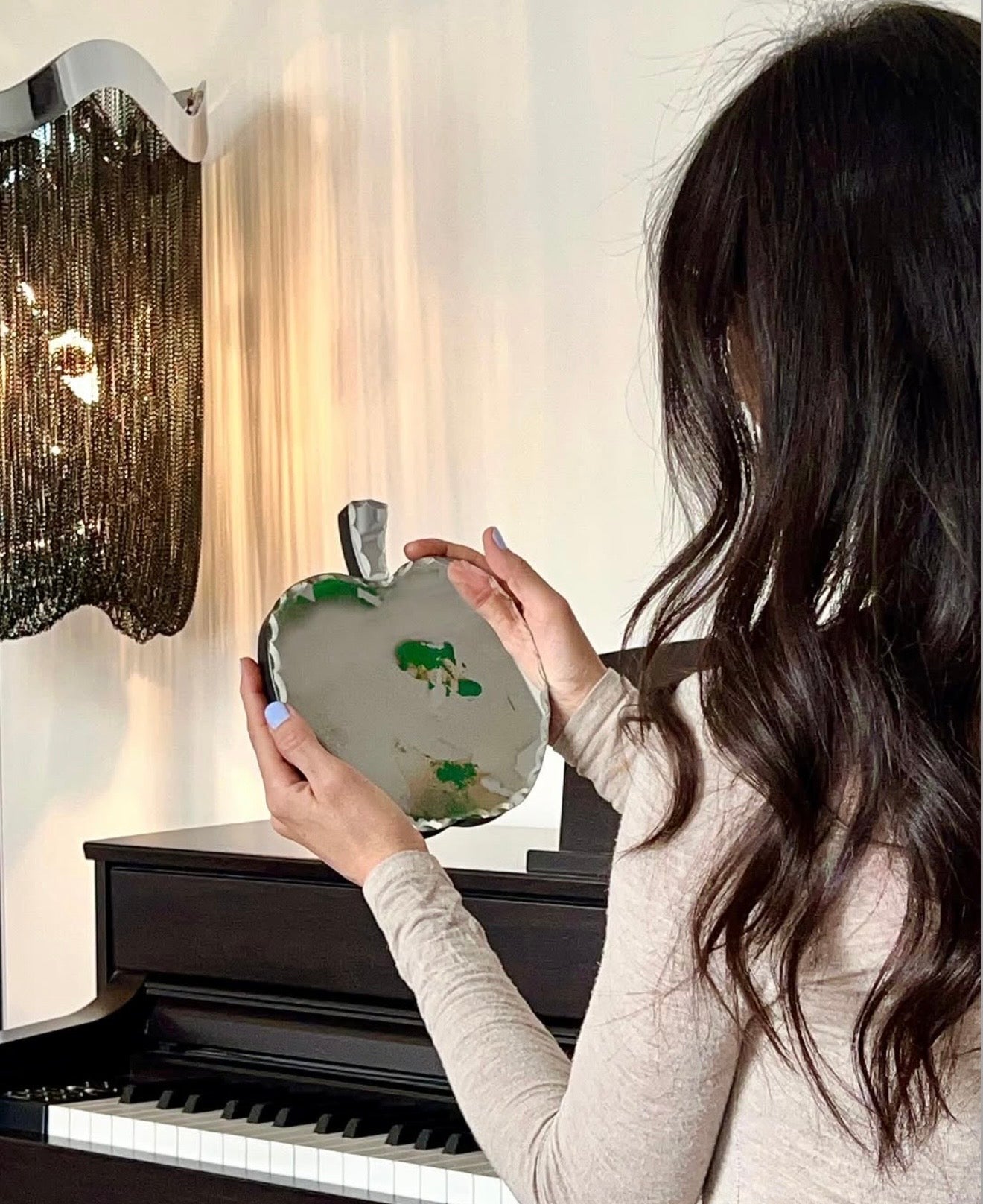 Apple Mirror